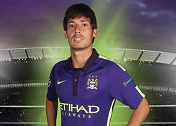 David Silva con la camiseta copera del Manchester City para 2014/2015 | Foto facebook oficial