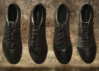 Nueva colección de botines "Black Pack" 2015 | Foto Adidas