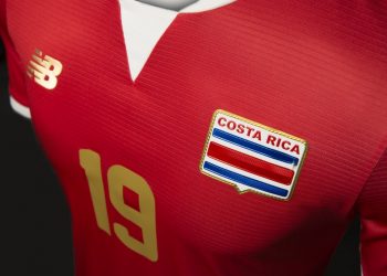 Nueva camiseta de Costa Rica | Foto FEDEFUTBOL