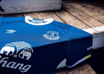 Camiseta titular del Everton | Foto Umbro