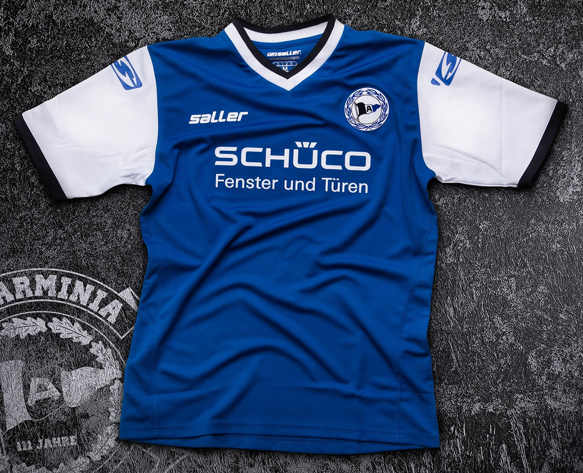 Camiseta titular Sport-Saller del Arminia Bielefeld para 2016/2017 | Foto web oficial