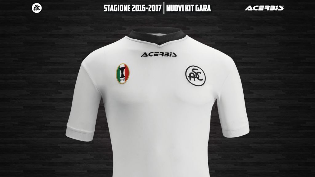 Camiseta titular del Spezia Calcio | Foto Web Oficial