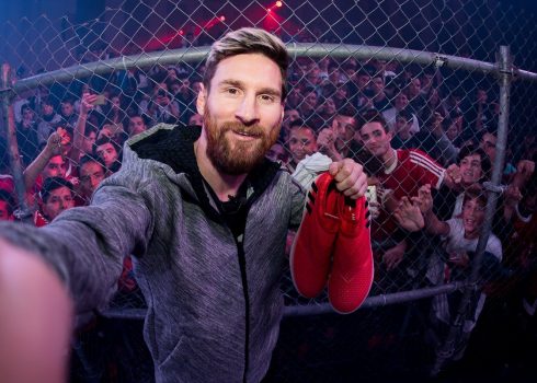 Messi con la versión Red Limit de sus botines | Foto Adidas