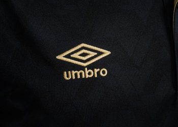 Nueva camiseta de Universitario | Foto Umbro
