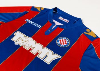 Camiseta suplente del Hajduk Split 2017-18 | Foto Web Oficial