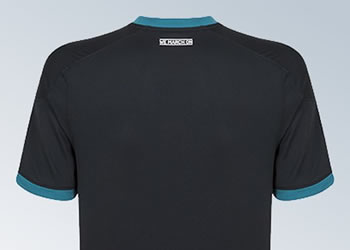 Camiseta suplente Under Armour del Southampton FC | Foto Web Oficial