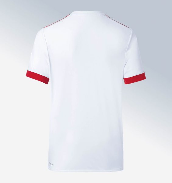 Tercera camiseta Adidas del FC Bayern | Foto Web Oficial