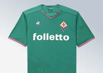 Camiseta alternativa "verde" de la Fiorentina | Foto Web Oficial