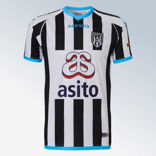 Camiseta titular Acerbis del Heracles Almelo | Foto Web Oficial