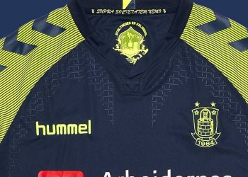 Camiseta suplente del Brøndby IF | Foto Hummel