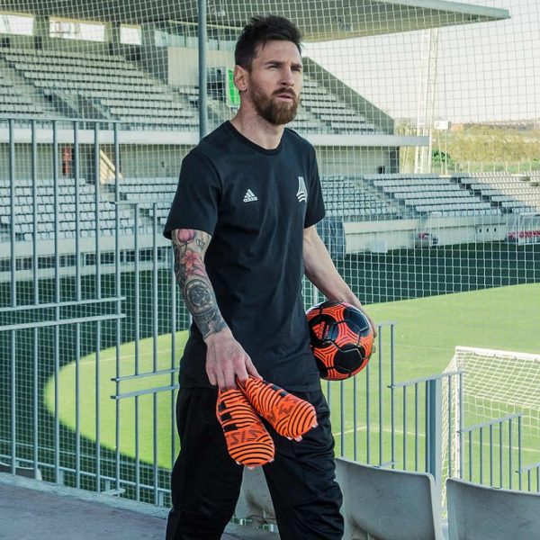 Messi con los NEMEZIZ Pyro Storm | Foto Adidas