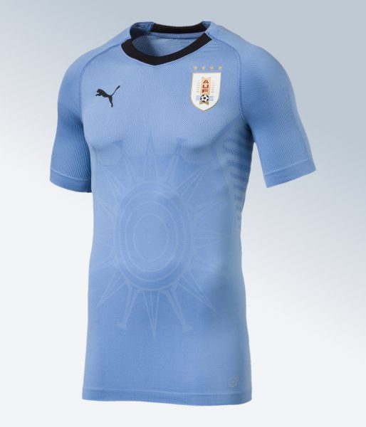 Camiseta titular de Uruguay Mundial 2018 | Imagen Puma