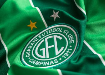 Tercera camiseta del Guaraní FC | Imagen Gentileza Topper