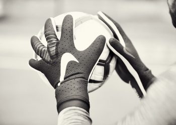 Guantes Nike Mercurial Touch Elite | Foto Nike