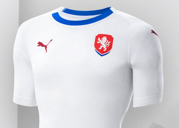 Camiseta suplente Puma 2018/19 de la República Checa | Foto Web Oficial