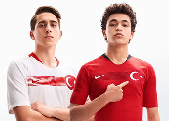 Nuevas camisetas 2018-19 de Turquía | Imágenes Nike
