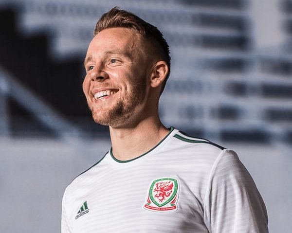 portugués doble nudo Camiseta suplente Adidas de Gales 2018/19