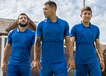 Camiseta Edición Limitada Umbro de Vélez 2018 | Foto Web Oficial