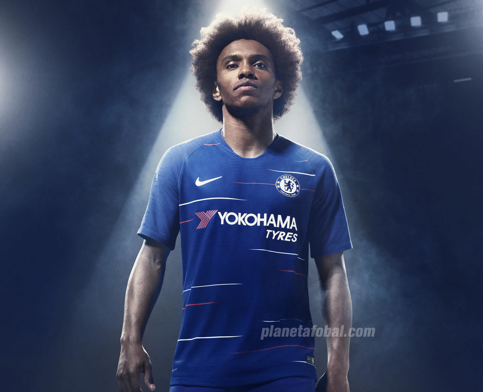Willian con la nueva camiseta del Chelsea 2018/19 | Imagen Nike