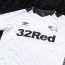 Camiseta titular Umbro 2018/19 del Derby County | Foto Web Oficial
