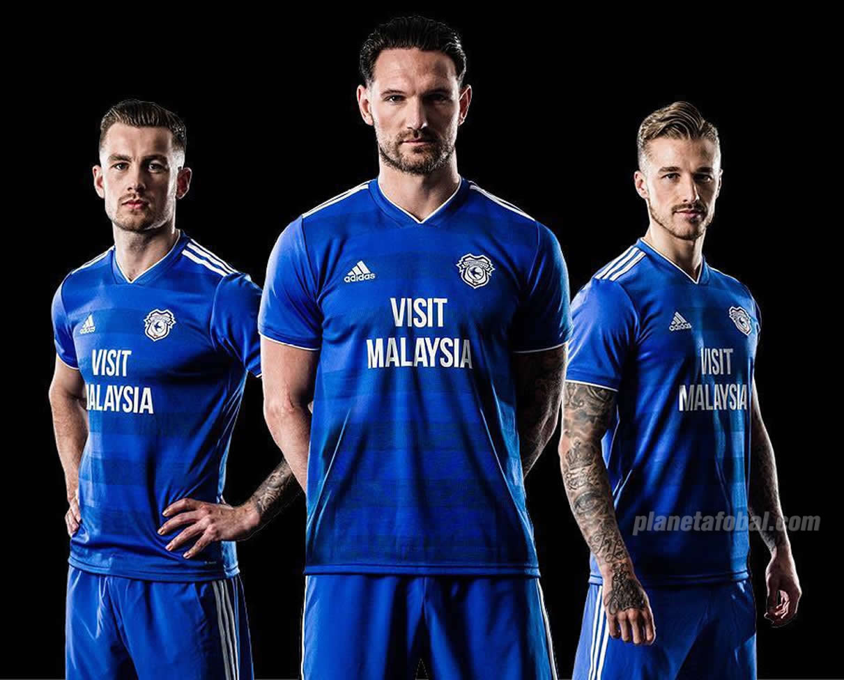 Camiseta titular Adidas del Cardiff City | Imagen Web Oficial