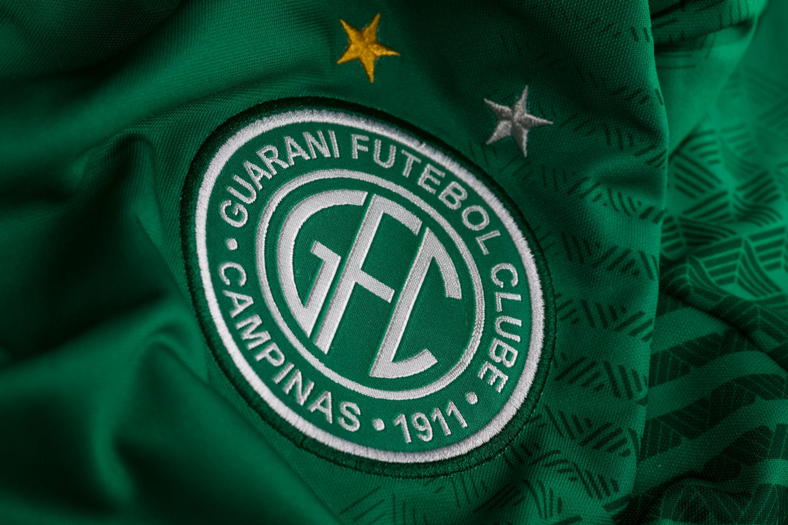 Camiseta titular del Guarani FC | Imagen Topper