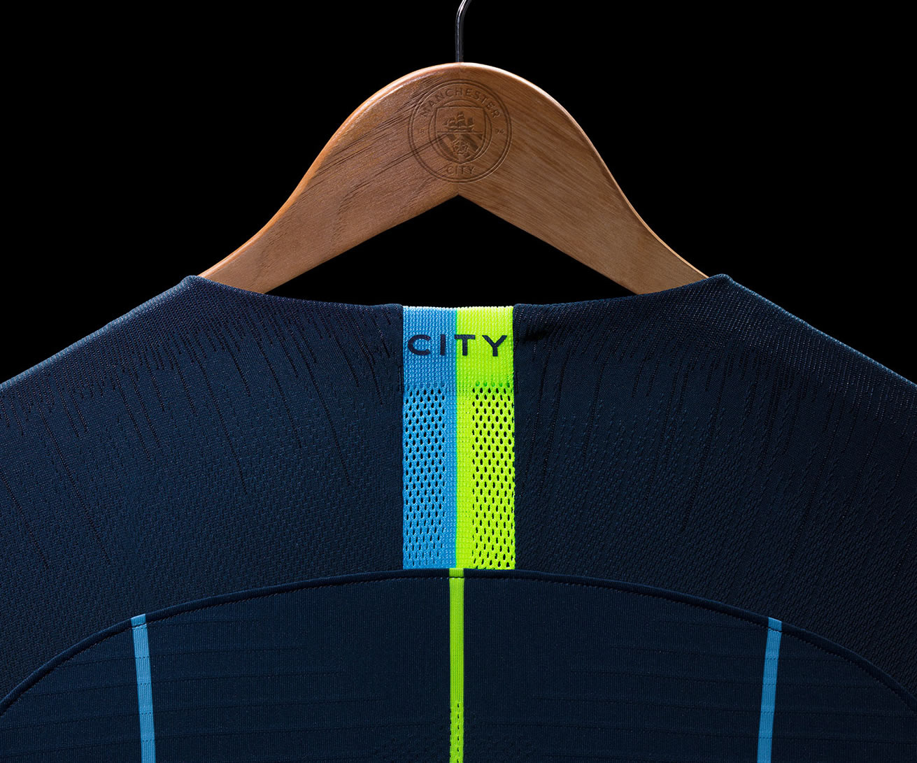 Camiseta suplente 2018/19 del Manchester City | Imagen Nike