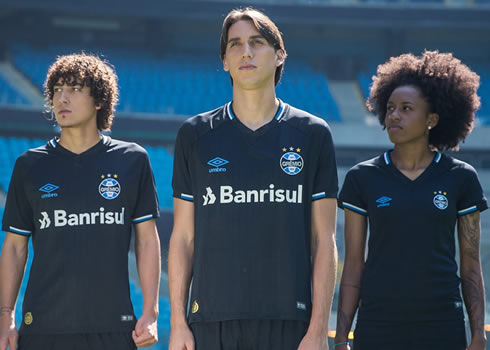 Tercera camiseta Umbro del Grêmio 2018/19 | Imagen Web Oficial