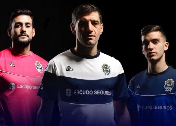 Camisetas le coq sportif de Gimnasia LP 2019/2020 | Imagen Web Oficial