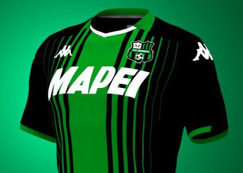 Camiseta titular del Sassuolo 2019/2020 | Imagen Kappa