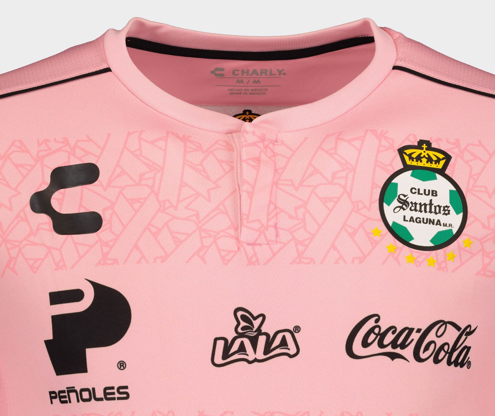 Camiseta rosa del Santos Laguna #PlayPink 2019 | Imagen Charly Fútbol