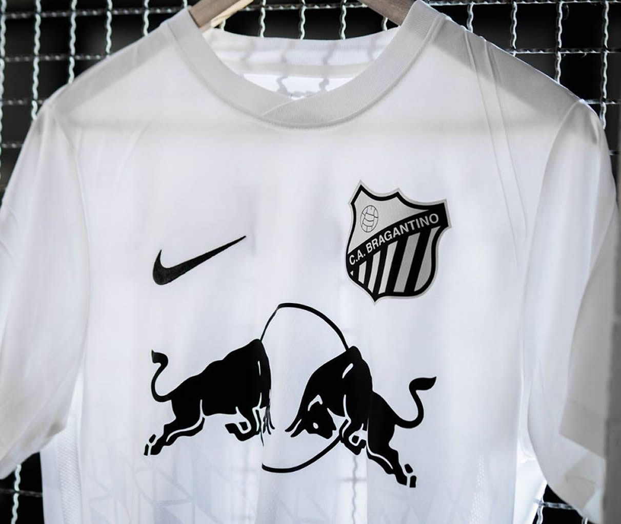 Camiseta Nike del Bragantino "Carijó" 2019 | Imagen Instagram Oficial