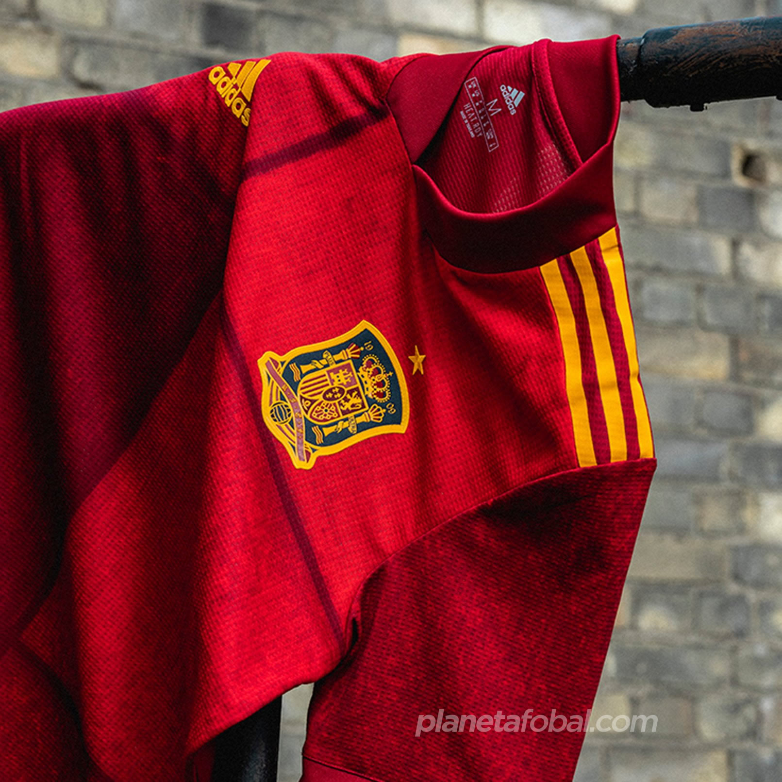Primera equipación de España Euro 2020 | Imagen Adidas
