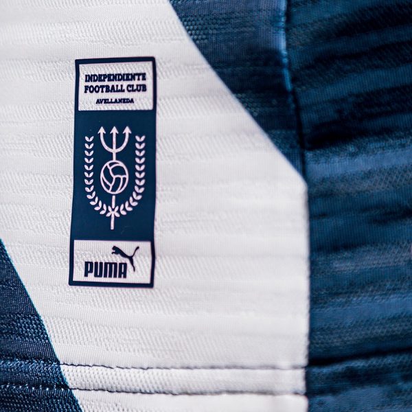 Tercera camiseta Puma de Independiente 2020 | Imagen Web Oficial