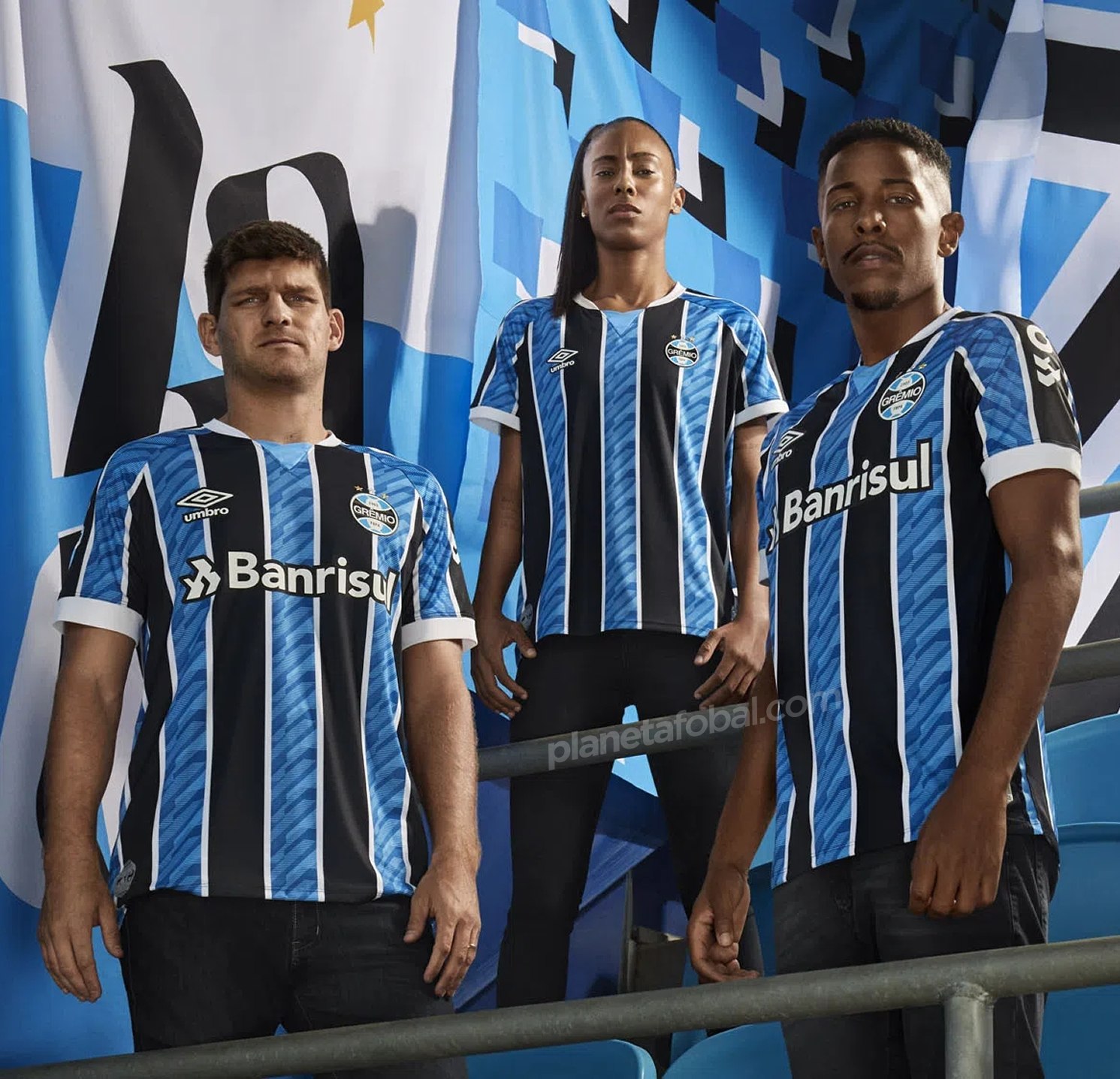 Camiseta titular del Grêmio 2020/21 | Imagen Umbro