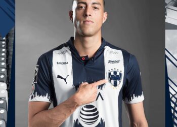Camiseta local Puma del Monterrey 2020/2021 | Imagen Web Oficial