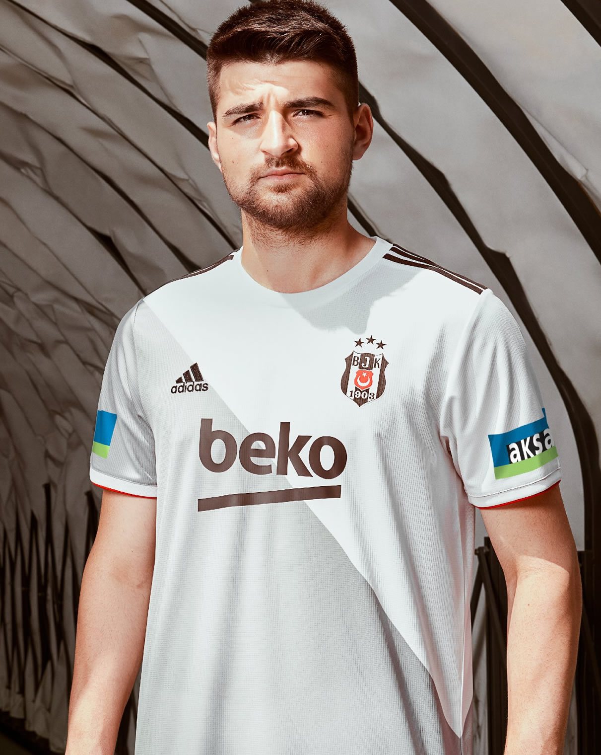 Camisetas Adidas del Besiktas 2020/21 | Imagen Web Oficial