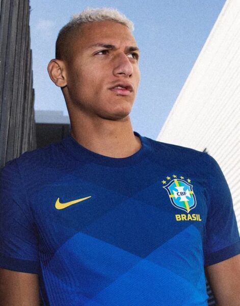 Camiseta alternativa de Brasil 2020/2021 | Imagen Nike