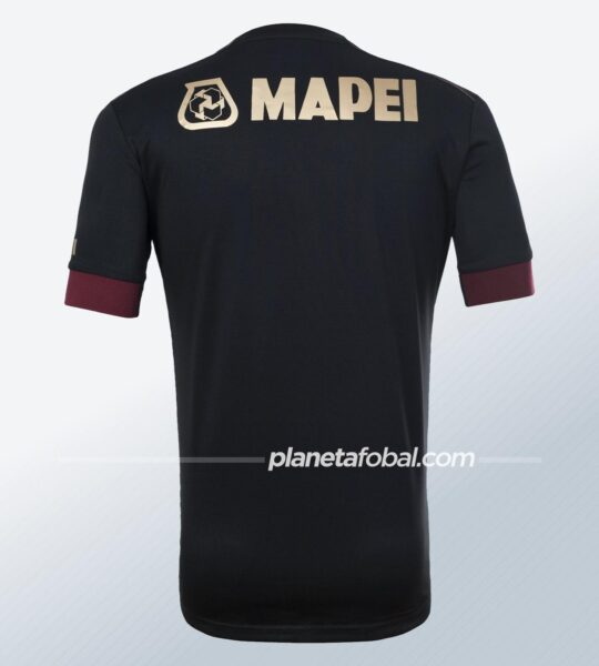 Tercera camiseta Peak de Lanús 2020/2021 | Imagen Web Oficial