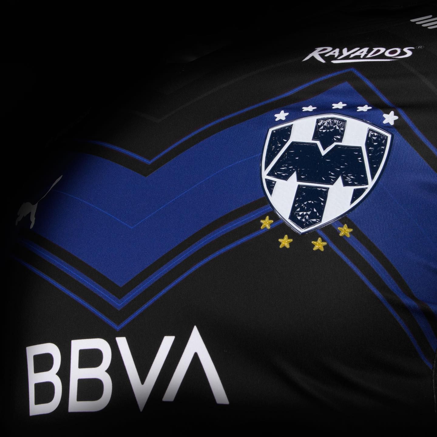 Tercera camiseta Puma del Monterrey 2021