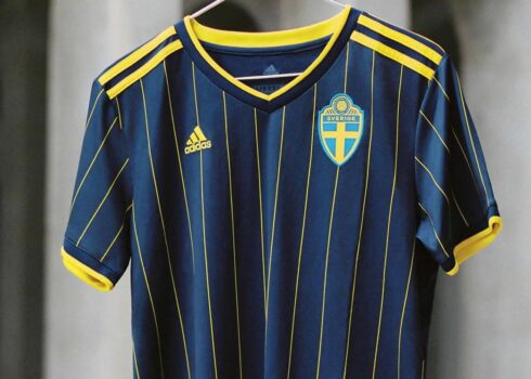 Camiseta suplente adidas de Suecia 2021