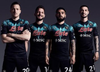 Camiseta Kappa del Napoli x Marcelo Burlon 2021