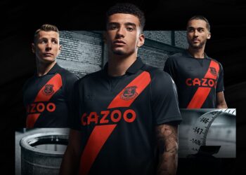 Camiseta suplente Hummel del Everton 2021/22 | Imagen Web Oficial