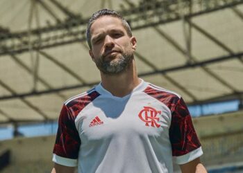 Camiseta suplente adidas del Flamengo 2021/22