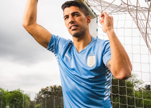 Camiseta titular Puma de Uruguay Copa América 2021 | Imagen Instagram Luis Suárez