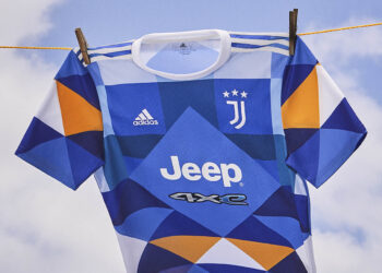 Camiseta adidas de la Juventus x Kobra 2022
