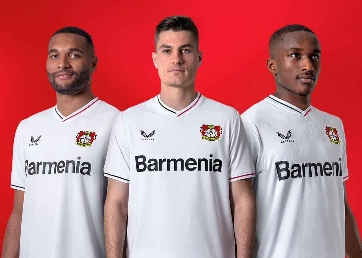 Tercera camiseta Castore del Bayer 04 Leverkusen 2022/23