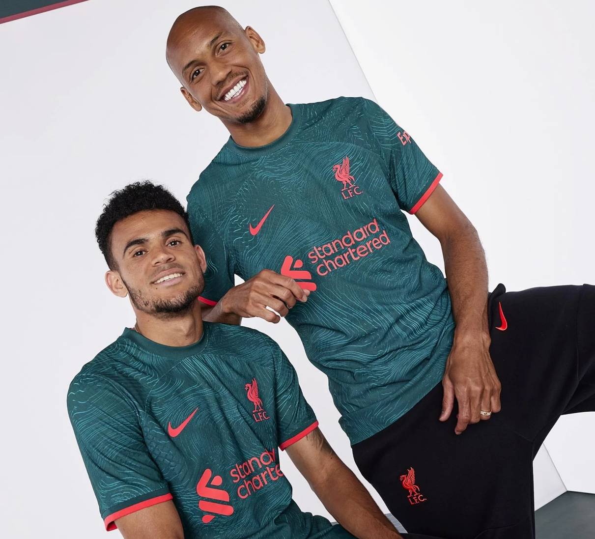 Tercera camiseta Nike del Liverpool 2022/23
