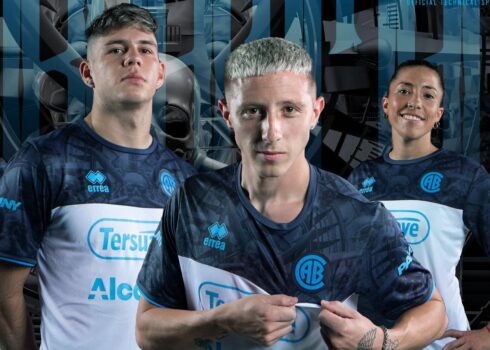 Tercera camiseta Erreà de Belgrano 2022/23