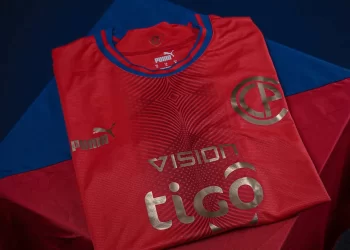 Tercera camiseta Puma de Cerro Porteño 2023/24